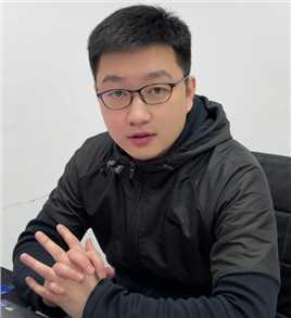 杨俊毅老师照片