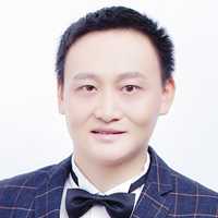 周巍老师头像