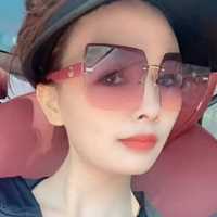 宋红丽老师照片