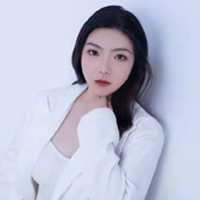 徐艺童老师照片