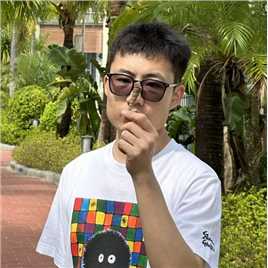 谭仁洲老师头像